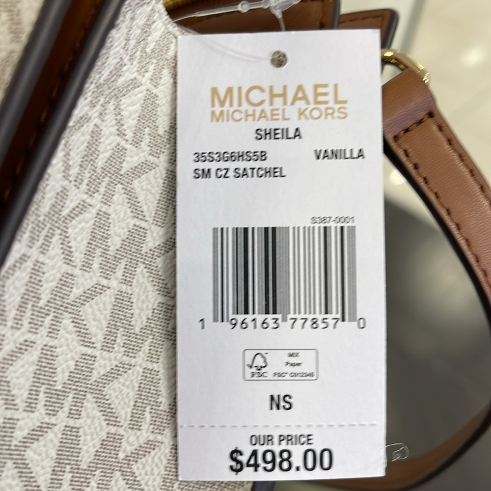 Michael Kors Small Signature Sheila Satchel Crossbody
Vanilla 
NWT - Picture 9 of 16